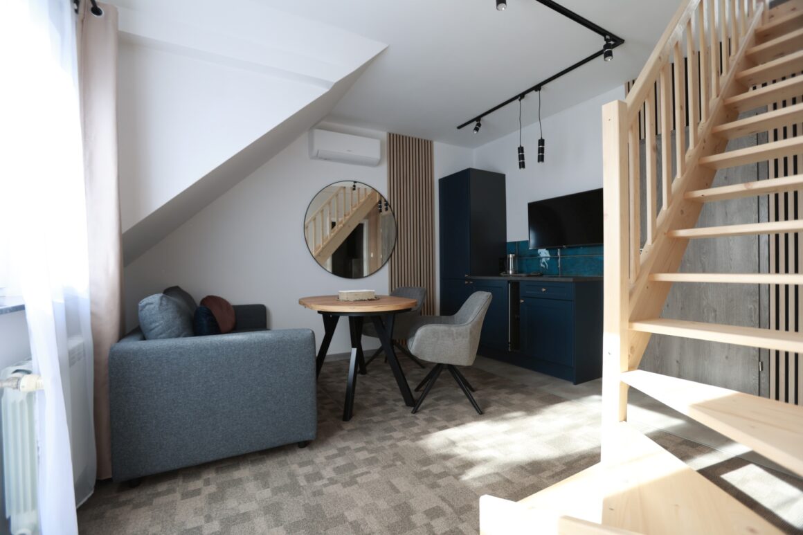Studio 4 -6 osobowe nr 10