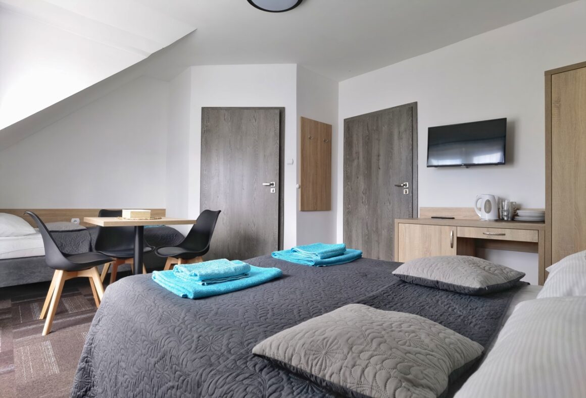 Pokój 3 osobowy nr 9