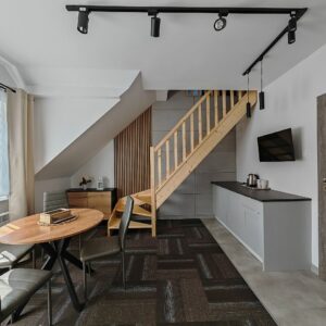 Studio 4 -6 osobowe nr 8